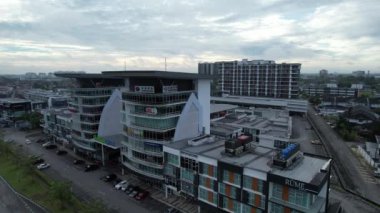 Kuching, Malezya - 9 Mayıs 2024: Galery, Emporium ve Saradise Ticaret Merkezlerinin Havadan Görünümü