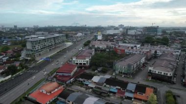 Kuching, Malezya - 9 Mayıs 2024: Galery, Emporium ve Saradise Ticaret Merkezlerinin Havadan Görünümü