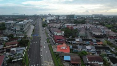 Kuching, Malezya - 9 Mayıs 2024: Galery, Emporium ve Saradise Ticaret Merkezlerinin Havadan Görünümü