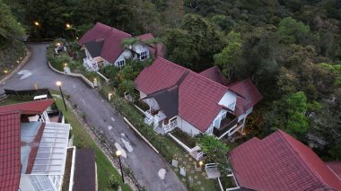 Kinabalu Dağı Ulusal Parkı 'nın Hava Görüntüsü, Sabah