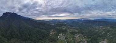 Kinabalu Dağı Ulusal Parkı 'nın Hava Görüntüsü, Sabah