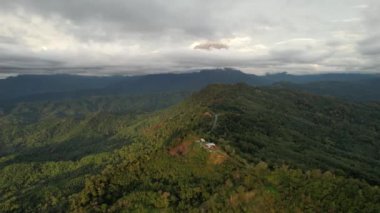 Kinabalu Dağı Ulusal Parkı 'nın Hava Görüntüsü, Sabah