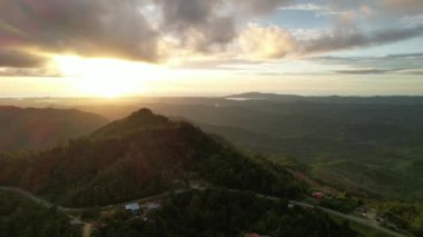 Kinabalu Dağı Ulusal Parkı 'nın Hava Görüntüsü, Sabah