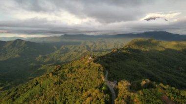 Kinabalu Dağı Ulusal Parkı 'nın Hava Görüntüsü, Sabah
