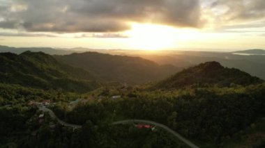 Kinabalu Dağı Ulusal Parkı 'nın Hava Görüntüsü, Sabah