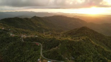 Kinabalu Dağı Ulusal Parkı 'nın Hava Görüntüsü, Sabah