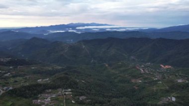 Kinabalu Dağı Ulusal Parkı 'nın Hava Görüntüsü, Sabah