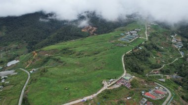 Kundasang, Malezya - 28 Mayıs 2024: Desa Süt Hayvanı Çiftliği Hava Görüntüsü