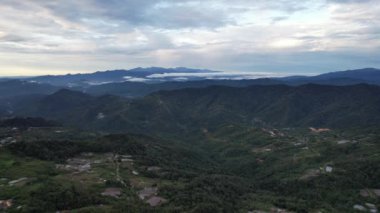 Kinabalu Dağı Ulusal Parkı 'nın Hava Görüntüsü, Sabah