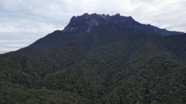 Kinabalu Dağı Ulusal Parkı 'nın Hava Görüntüsü, Sabah