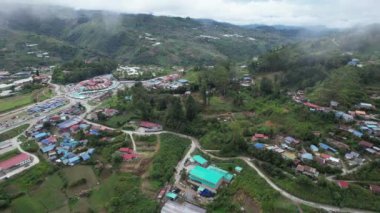 Kundasang, Malezya - 28 Mayıs 2024: Kundasang Kasabasının Hava Görüntüsü