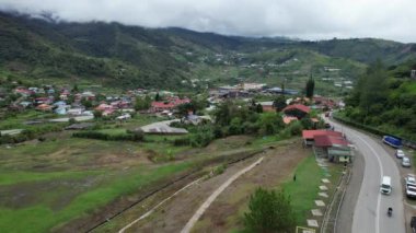 Kundasang, Malezya - 28 Mayıs 2024: Kundasang Kasabasının Hava Görüntüsü