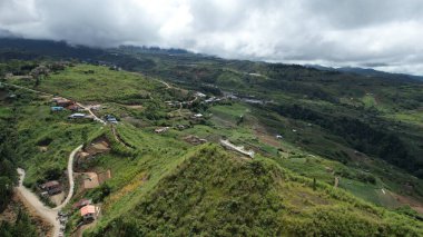 Kundasang, Malezya - 28 Mayıs 2024: Sosodikon Tepesi Kundasang Sabah Hava Görüntüsü