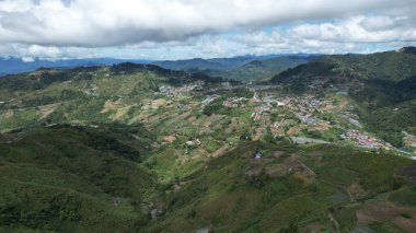 Kundasang, Malezya - 28 Mayıs 2024: Sosodikon Tepesi Kundasang Sabah Hava Görüntüsü