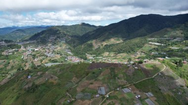 Kundasang, Malezya - 28 Mayıs 2024: Sosodikon Tepesi Kundasang Sabah Hava Görüntüsü