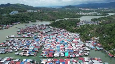 Gaya Adası 'ndaki Köylerin Sahnesi, Kota Kinabalu, Sabah Malezya