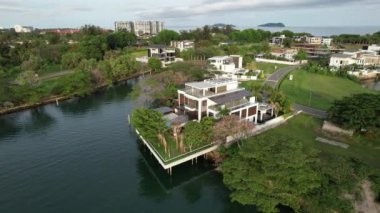 Kota Kinabalu, Malezya 30 Mayıs 2024: Kota Kinabalu Şehir Merkezi Rıhtımı