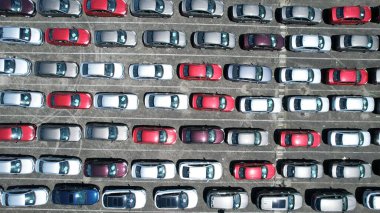 Kuching, Malezya - 5 Haziran 2024: Senari Limanı ve Bekleyen Terminal Limanı