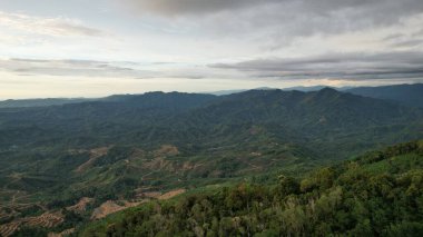 Kinabalu Dağı Ulusal Parkı 'nın Hava Görüntüsü, Sabah
