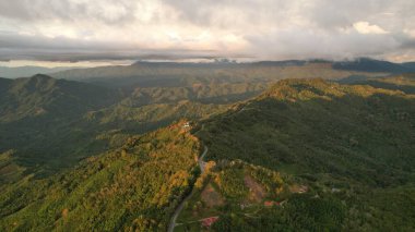 Kinabalu Dağı Ulusal Parkı 'nın Hava Görüntüsü, Sabah
