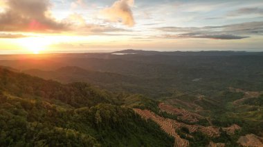 Kinabalu Dağı Ulusal Parkı 'nın Hava Görüntüsü, Sabah