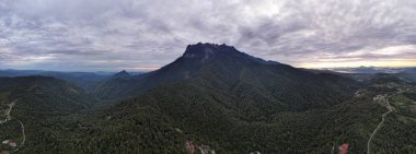 Kinabalu Dağı Ulusal Parkı 'nın Hava Görüntüsü, Sabah