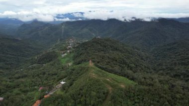 Kinabalu Dağı Ulusal Parkı 'nın Hava Görüntüsü, Sabah