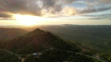 Kinabalu Dağı Ulusal Parkı 'nın Hava Görüntüsü, Sabah