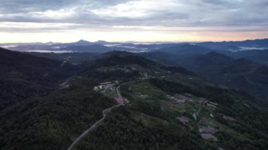 Kinabalu Dağı Ulusal Parkı 'nın Hava Görüntüsü, Sabah
