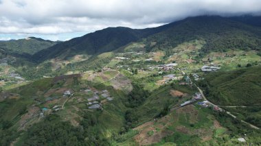 Kundasang, Malezya - 28 Mayıs 2024: Sosodikon Tepesi Kundasang Sabah Hava Görüntüsü