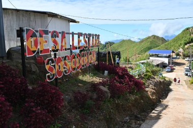 Kundasang, Malezya - 28 Mayıs 2024: Sosodikon Tepesi Kundasang Sabah Hava Görüntüsü