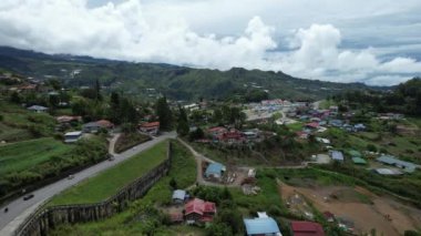 Kundasang, Malezya - 28 Mayıs 2024: Kundasang Kasabasının Hava Görüntüsü