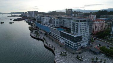 Kota Kinabalu, Malezya 30 Mayıs 2024: Kota Kinabalu Şehir Merkezi Rıhtımı