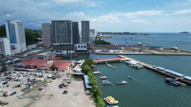 Kota Kinabalu, Malezya 30 Mayıs 2024: Kota Kinabalu Şehir Merkezi Rıhtımı