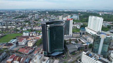 Kuching, Malezya - 21 Haziran 2024: Kuching City 'deki Landmark Binalarının Havadan Görünümü