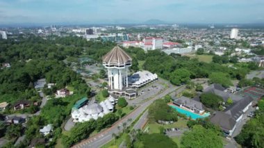 Kuching, Malezya - 21 Haziran 2024: Kuching City 'deki Landmark Binalarının Havadan Görünümü