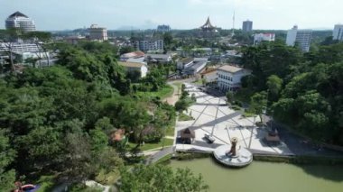 Kuching, Malezya - 21 Haziran 2024: Kuching City 'deki Landmark Binalarının Havadan Görünümü