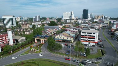 Kuching, Malezya - 21 Haziran 2024: Kuching City 'deki Landmark Binalarının Havadan Görünümü