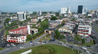 Kuching, Malezya - 21 Haziran 2024: Kuching City 'deki Landmark Binalarının Havadan Görünümü