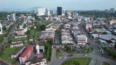 Kuching, Malezya - 21 Haziran 2024: Kuching City 'deki Landmark Binalarının Havadan Görünümü