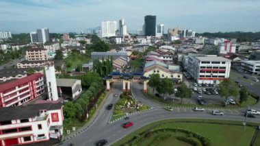 Kuching, Malezya - 21 Haziran 2024: Kuching City 'deki Landmark Binalarının Havadan Görünümü