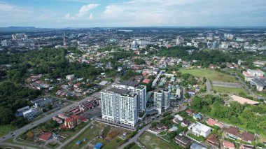 Kuching, Malezya - 21 Haziran 2024: Kuching City 'deki Landmark Binalarının Havadan Görünümü