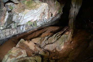 Bau, Sarawak, Borneo, Malezya Peri Mağarası ve Rüzgar Mağarası