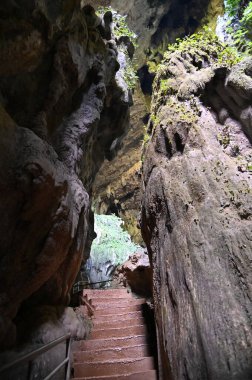 Bau, Sarawak, Borneo, Malezya Peri Mağarası ve Rüzgar Mağarası