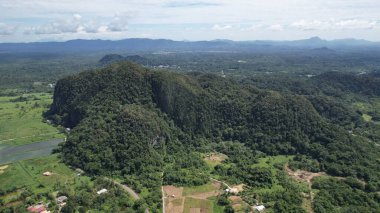 Bau, Sarawak, Borneo, Malezya Peri Mağarası ve Rüzgar Mağarası