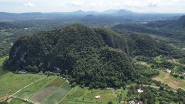 Bau, Sarawak, Borneo, Malezya Peri Mağarası ve Rüzgar Mağarası