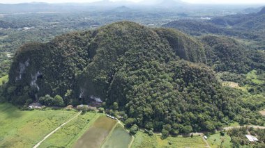 Bau, Sarawak, Borneo, Malezya Peri Mağarası ve Rüzgar Mağarası