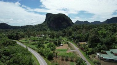 Bau, Sarawak, Borneo, Malezya Peri Mağarası ve Rüzgar Mağarası