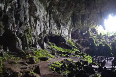 Bau, Sarawak, Borneo, Malezya Peri Mağarası ve Rüzgar Mağarası