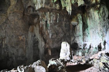 Bau, Sarawak, Borneo, Malezya Peri Mağarası ve Rüzgar Mağarası